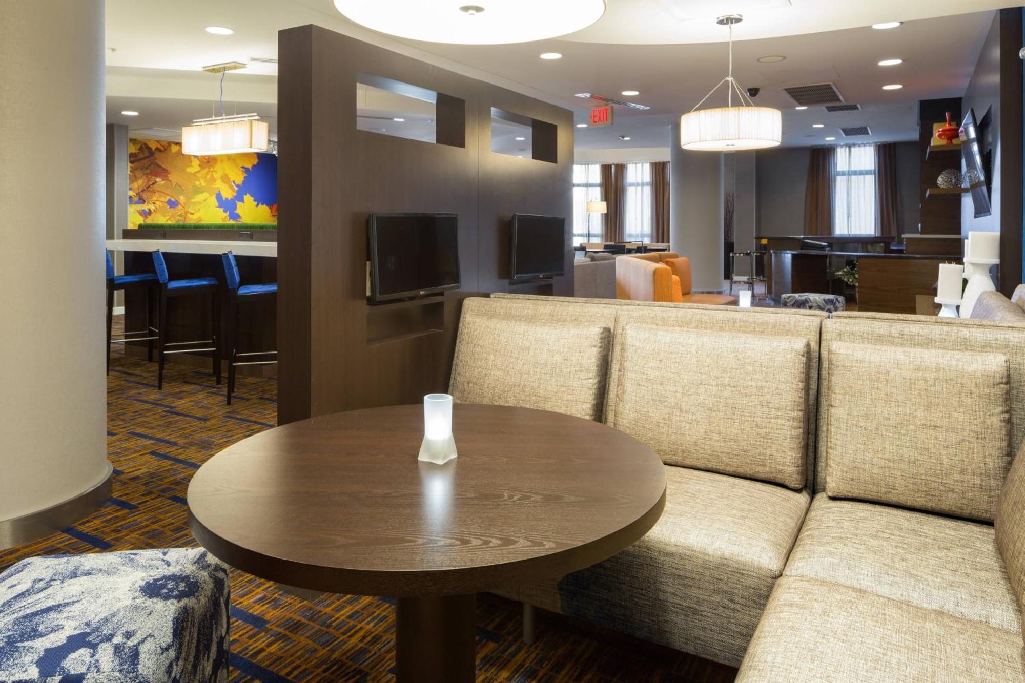 Courtyard By Marriott Houston Galleria Exteriör bild